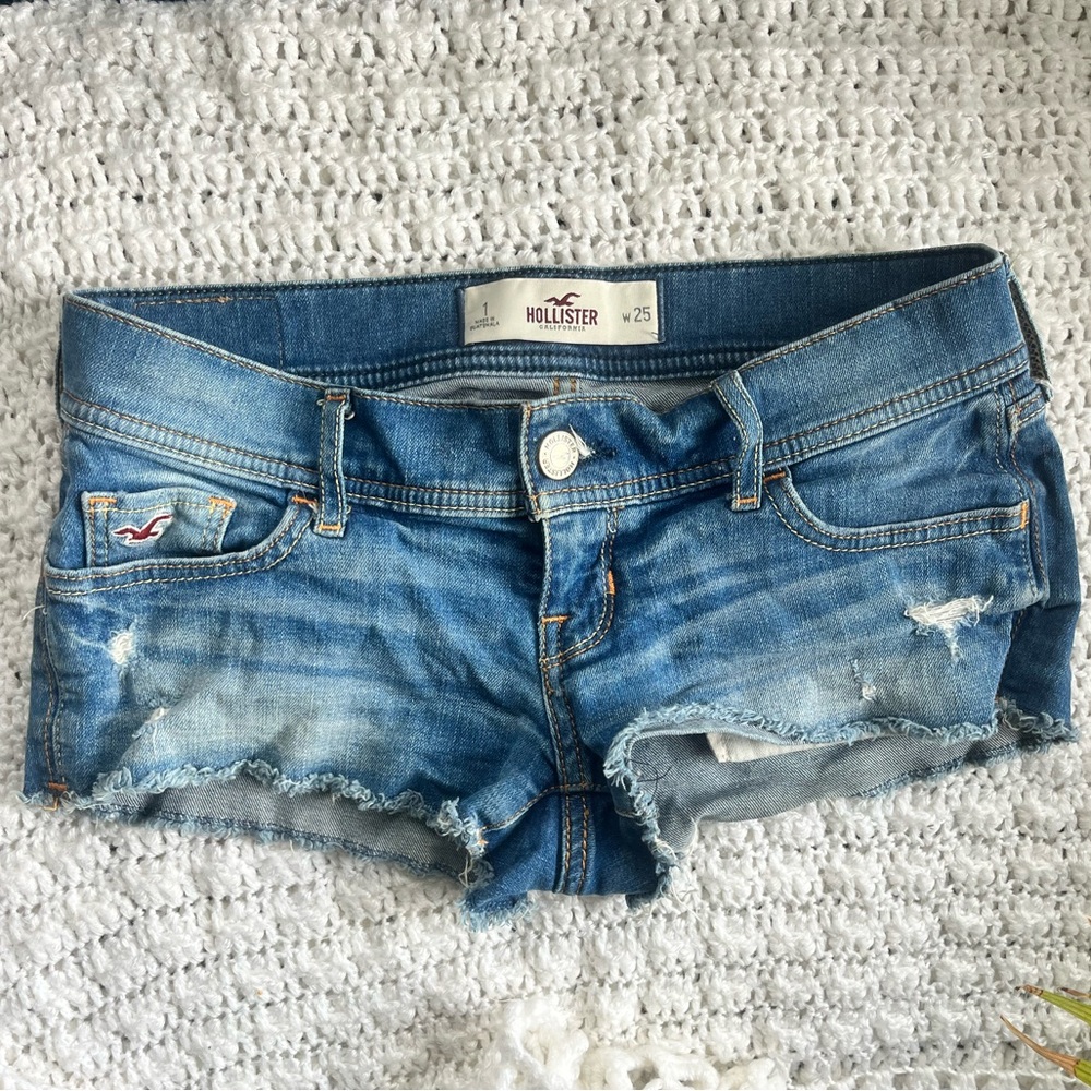 SUPER LOW RISE JEAN SHORTS